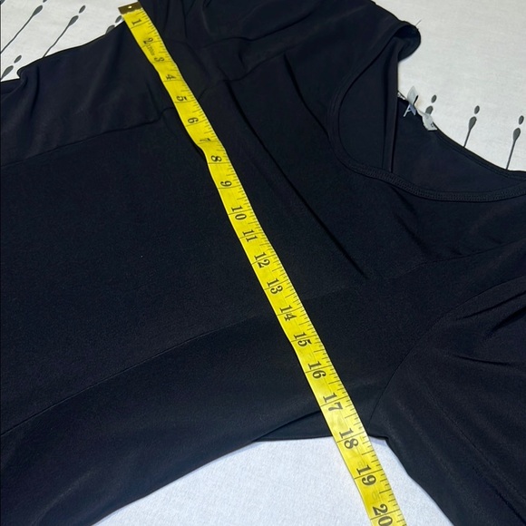 Vivian Wong LBD Black flare dress.  Size Small - Picture 4 of 5